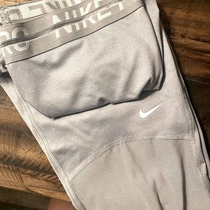 Nike Pro grey leggings with mesh